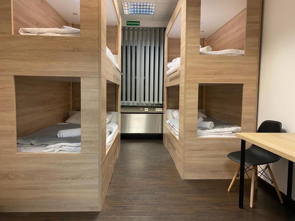 Vierbettzimmer mit Gemeinschaftsbad